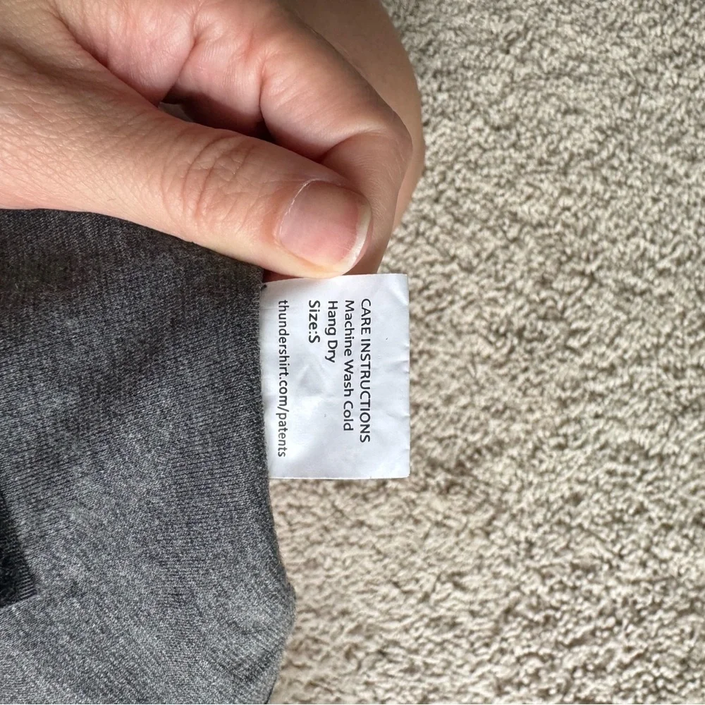 Thundershirt Charcoal Gray Adjustable Anxiety Vest for Dogs Cats Small Size EUC - Picture 2 of 10